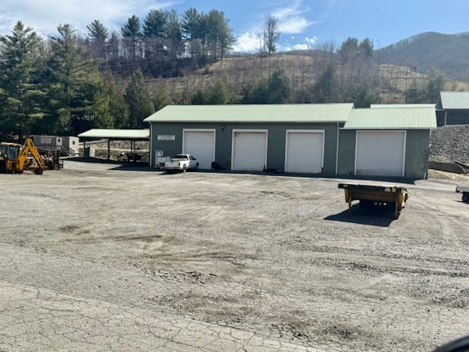 Image number 4 for the current listing