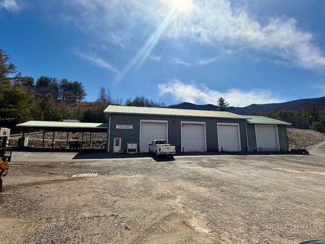 Image number 7 for the current listing