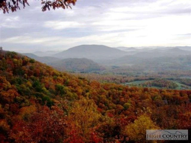 Image number 20 for the current listing