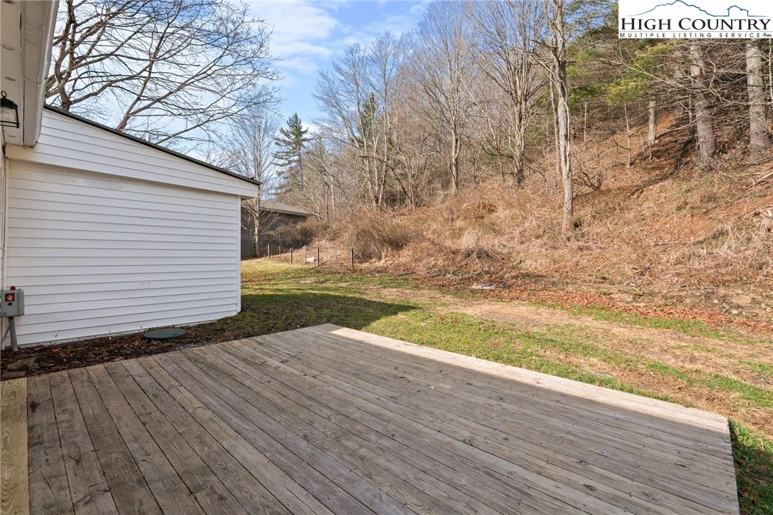 Image number 8 for the current listing