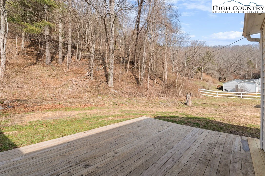 Image number 9 for the current listing