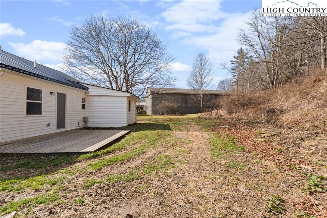 Image number 10 for the current listing