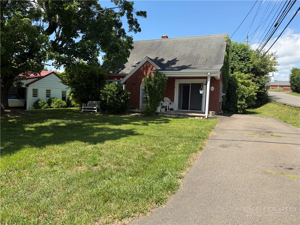 Image number 3 for the current listing