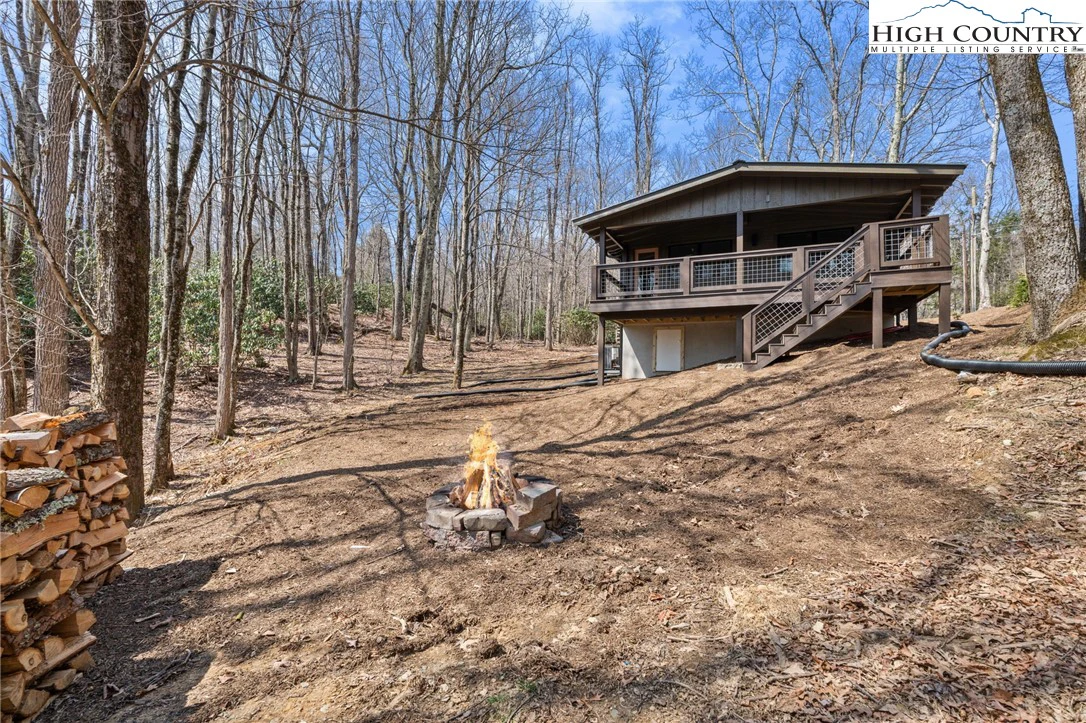 Image number 4 for the current listing