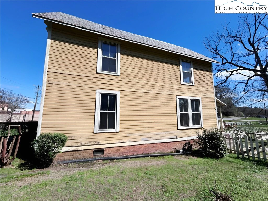 Image number 8 for the current listing