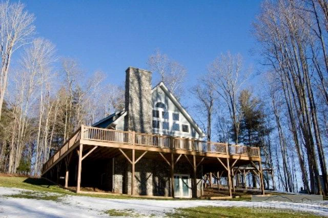 Image number 1 for the current listing