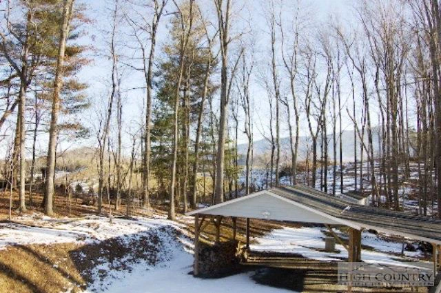 Image number 10 for the current listing