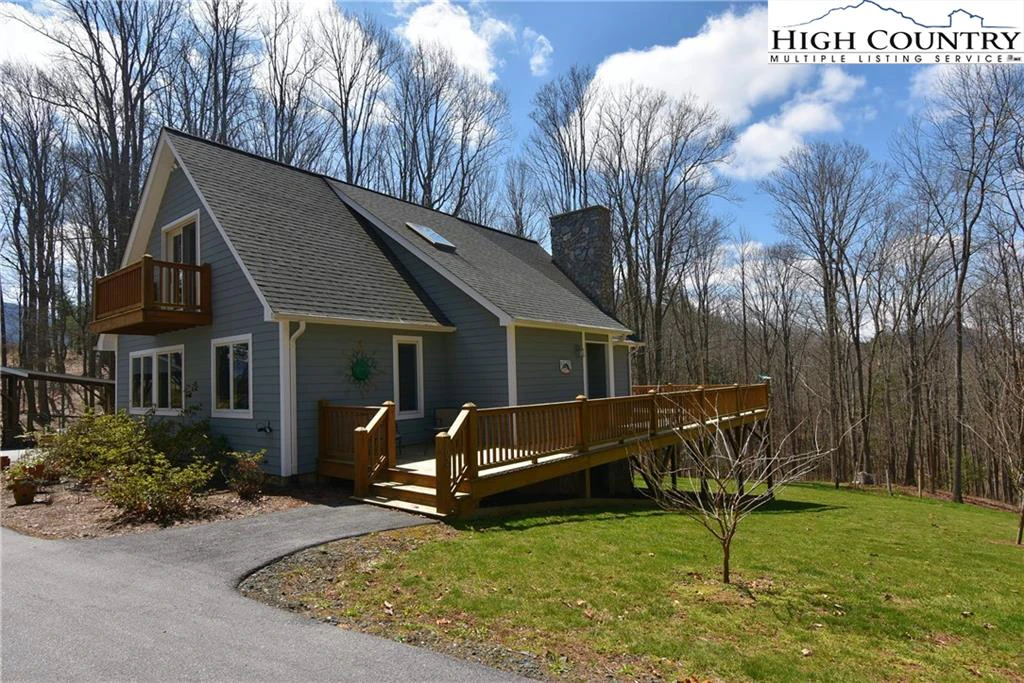 Image number 1 for the current listing
