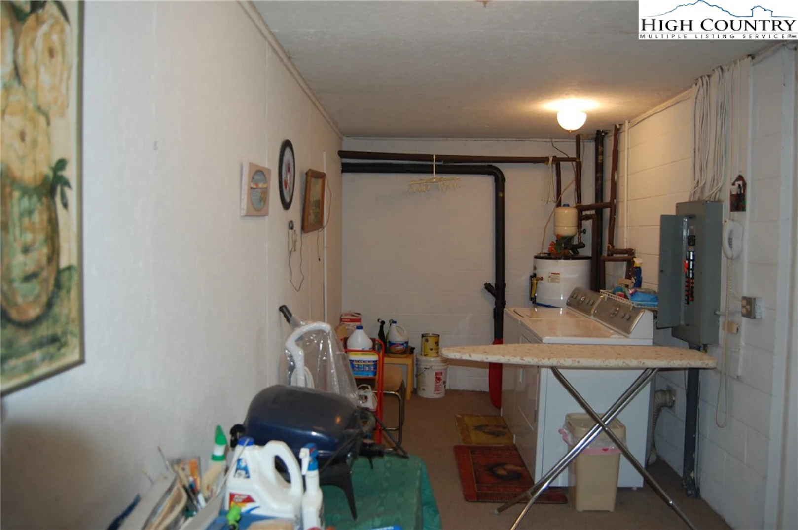 Image number 11 for the current listing