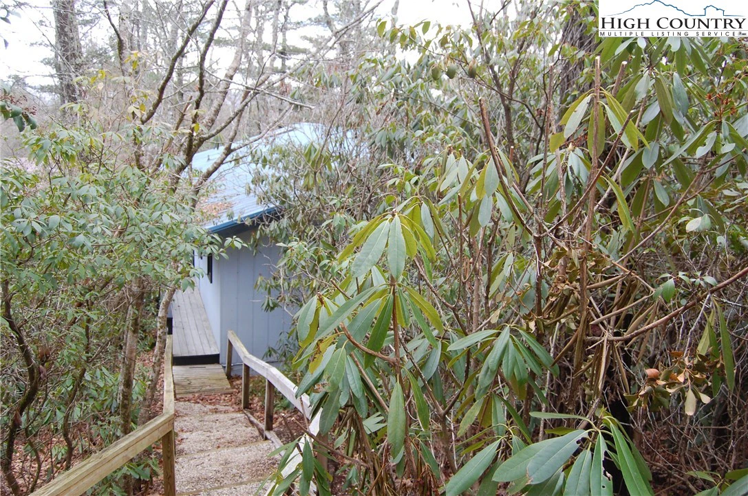 Image number 8 for the current listing