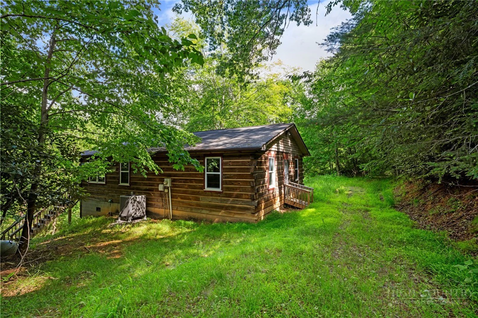Image number 3 for the current listing
