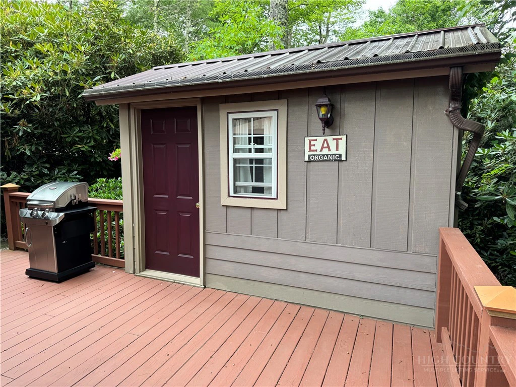 Image number 4 for the current listing
