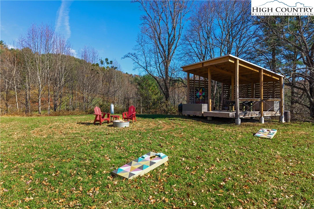 Image number 4 for the current listing
