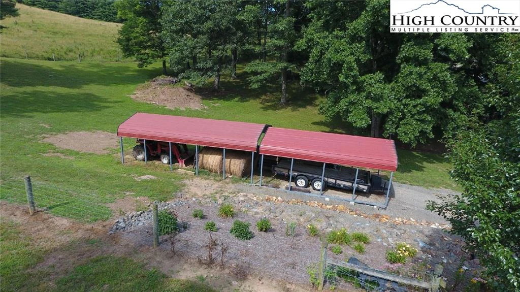 Image number 4 for the current listing