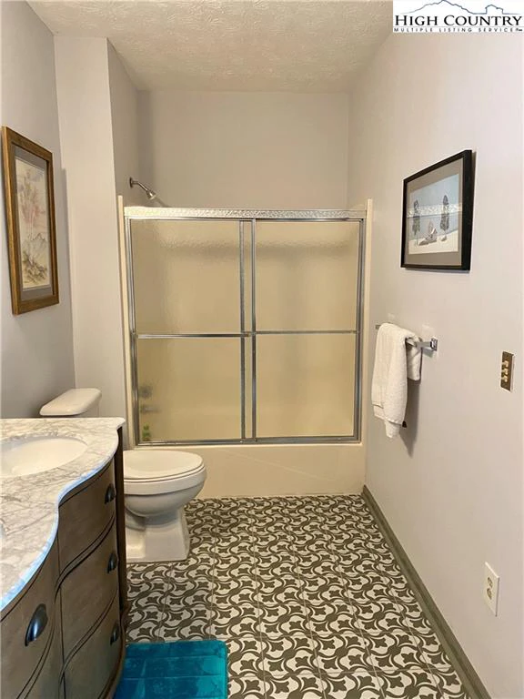 Image number 8 for the current listing
