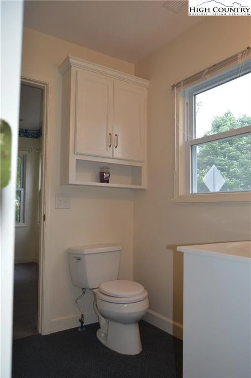Image number 11 for the current listing