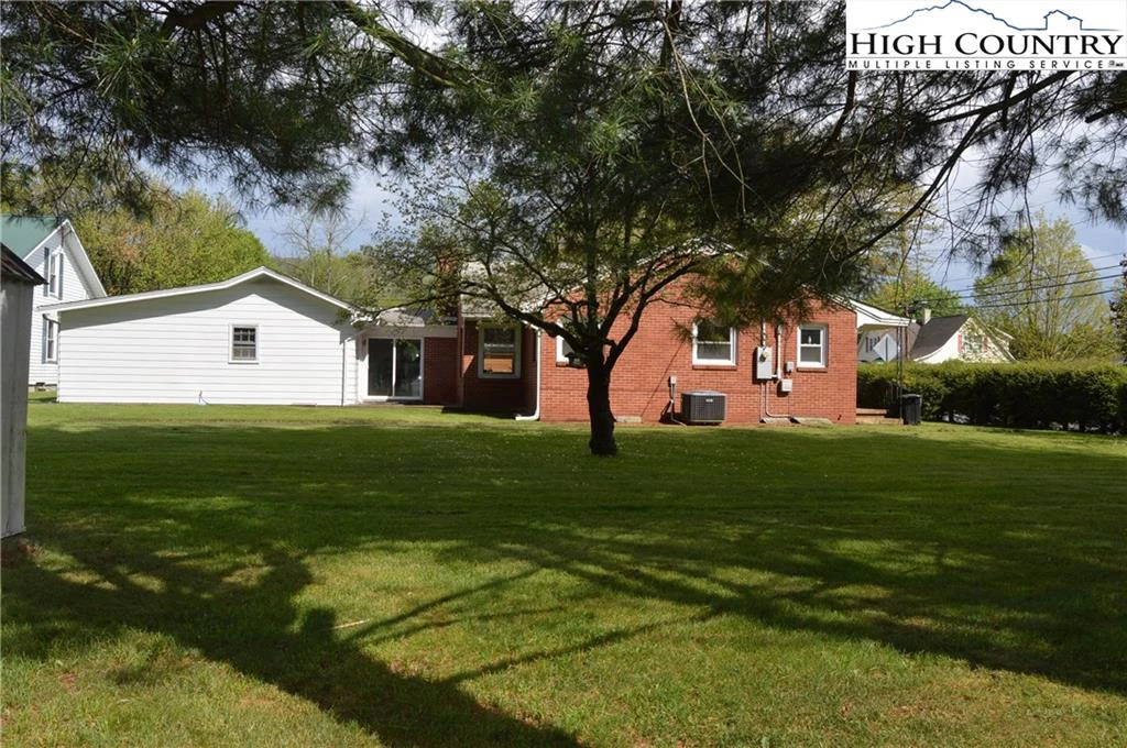 Image number 20 for the current listing