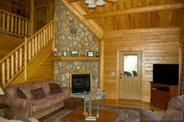 Image number 5 for the current listing
