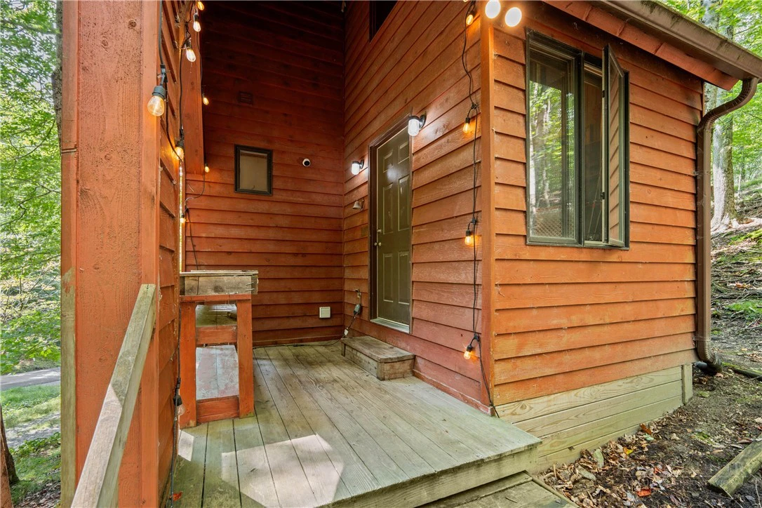 Image number 7 for the current listing