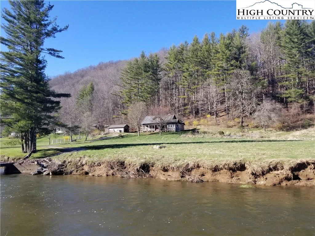 Image number 4 for the current listing