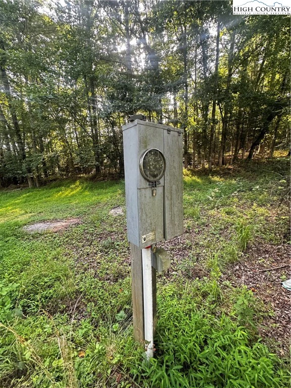 Image number 4 for the current listing