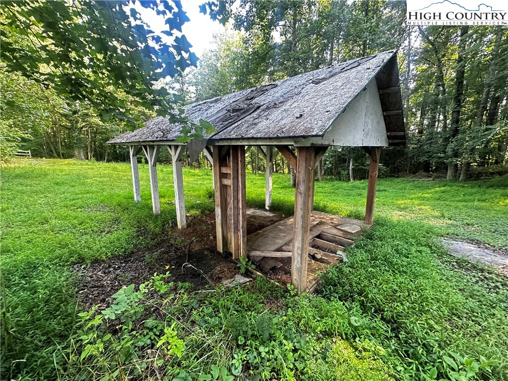 Image number 5 for the current listing