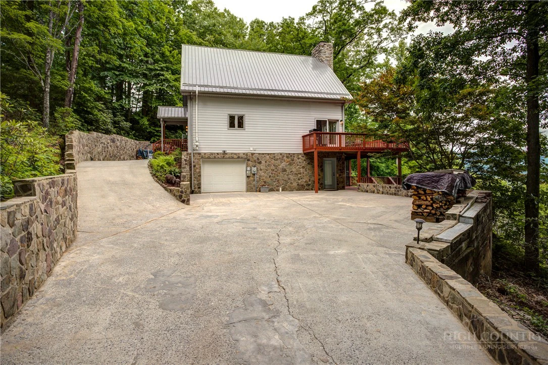 Image number 5 for the current listing