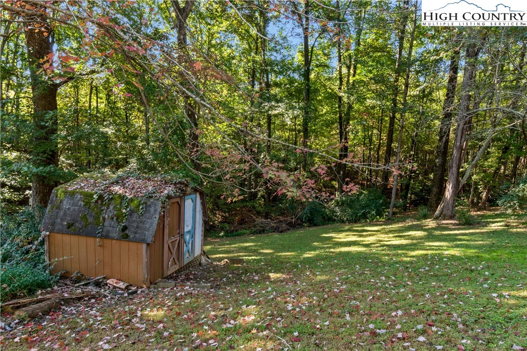 Image number 3 for the current listing