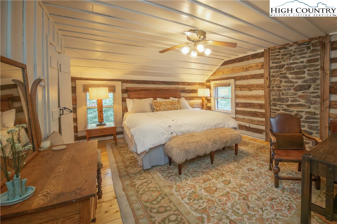 Image number 6 for the current listing