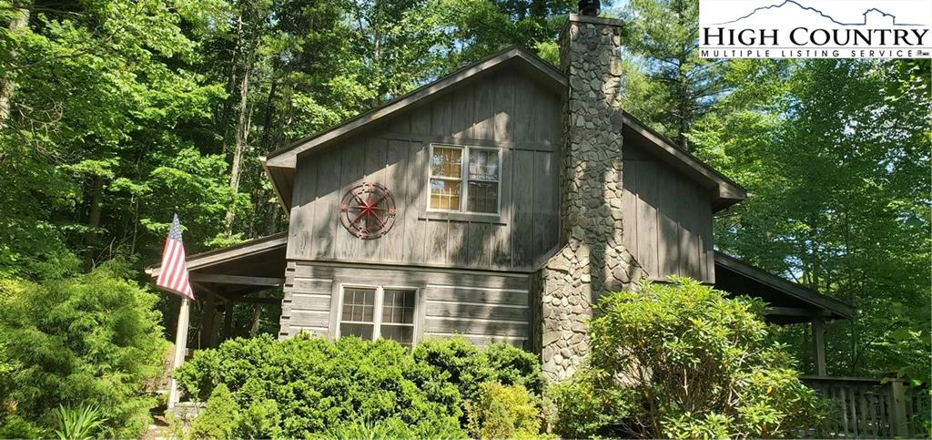 Image number 1 for the current listing