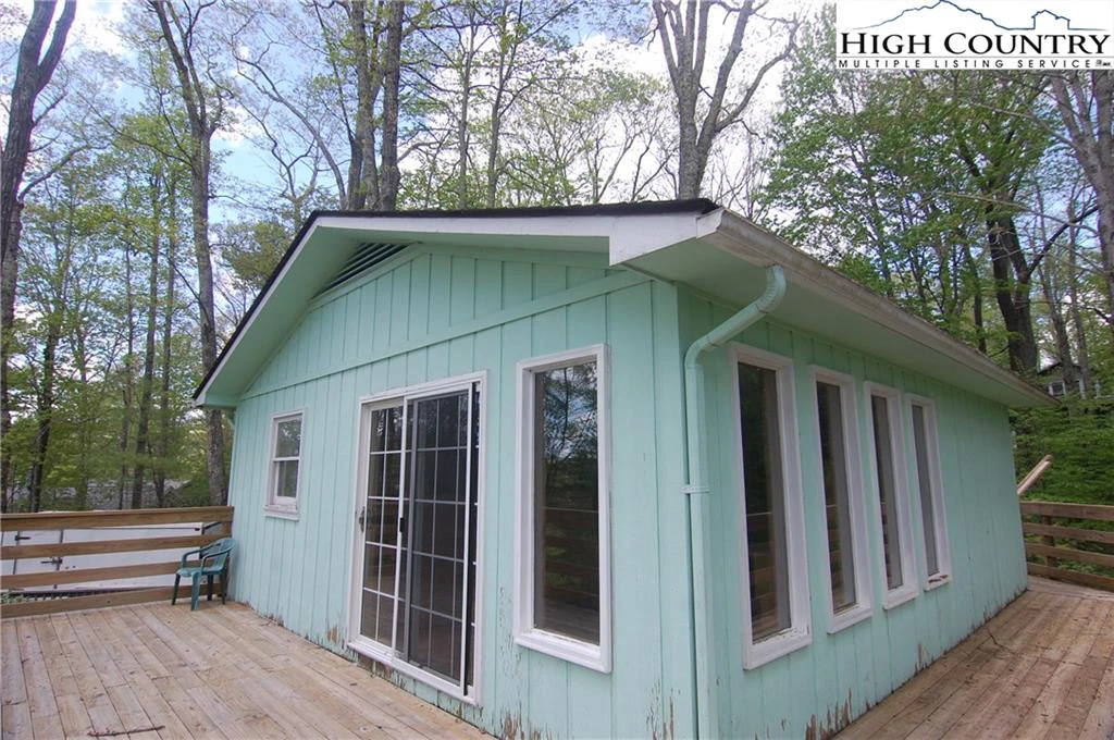 Image number 12 for the current listing