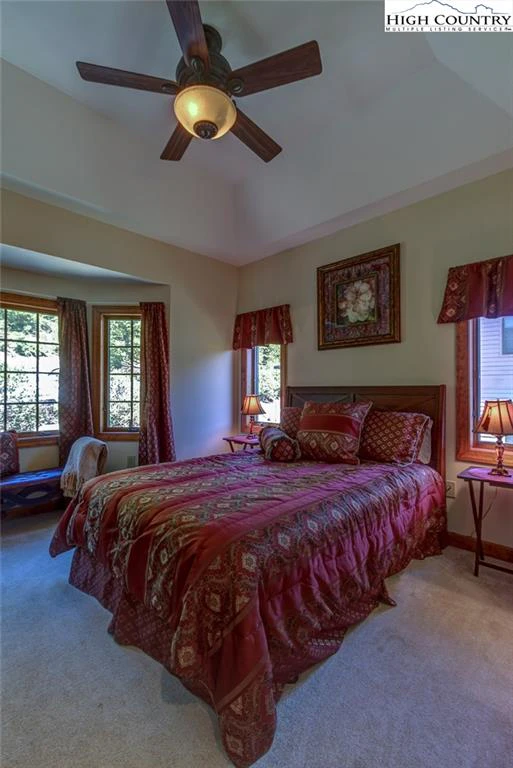 Image number 12 for the current listing