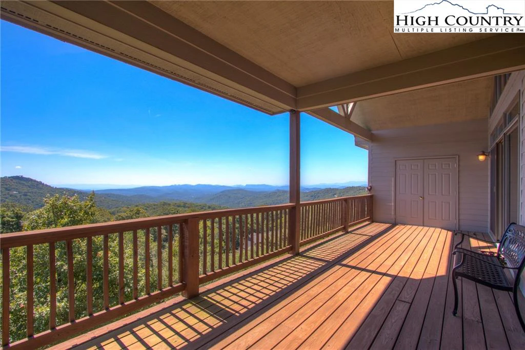 Image number 5 for the current listing