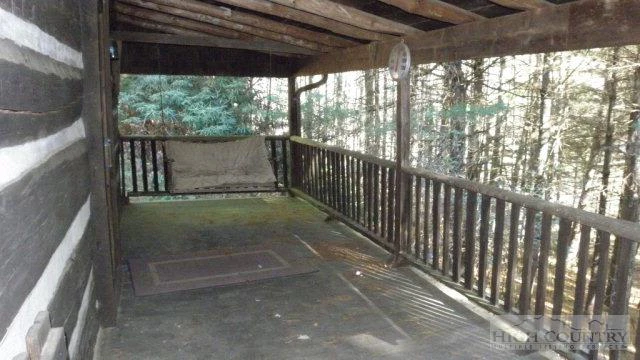 Image number 3 for the current listing