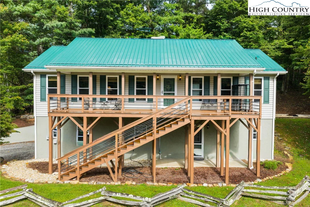Image number 21 for the current listing