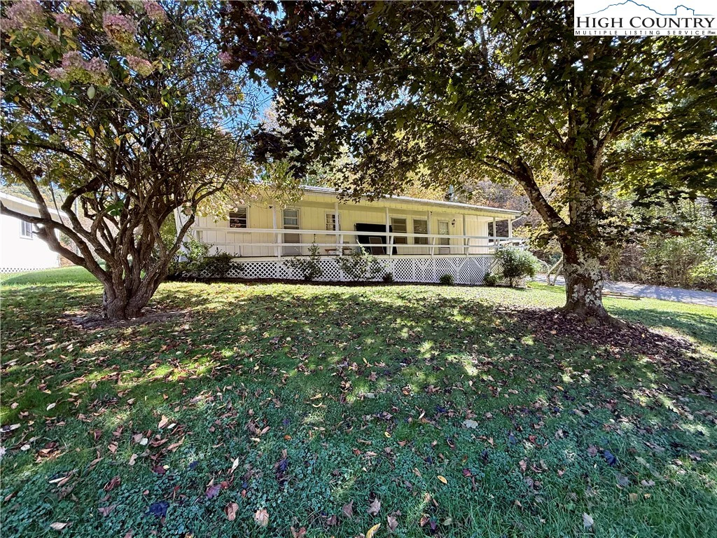 Image number 15 for the current listing