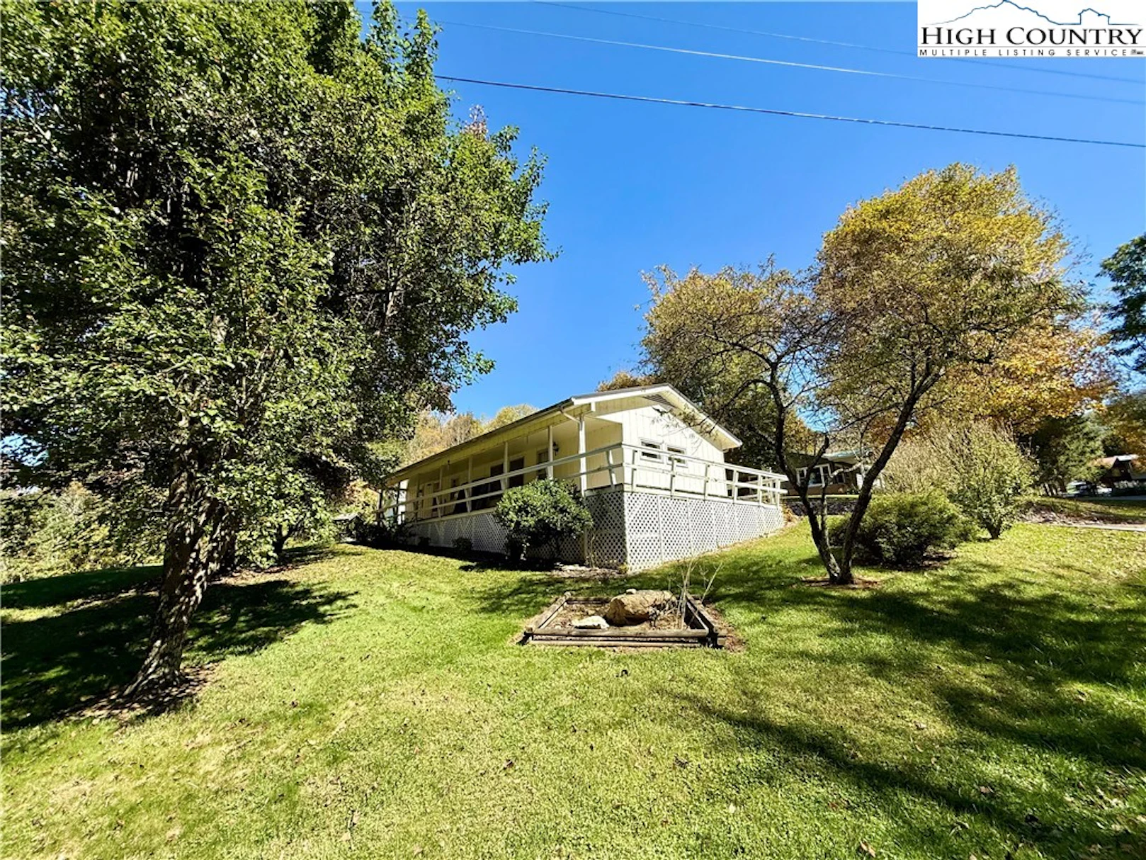 Image number 14 for the current listing