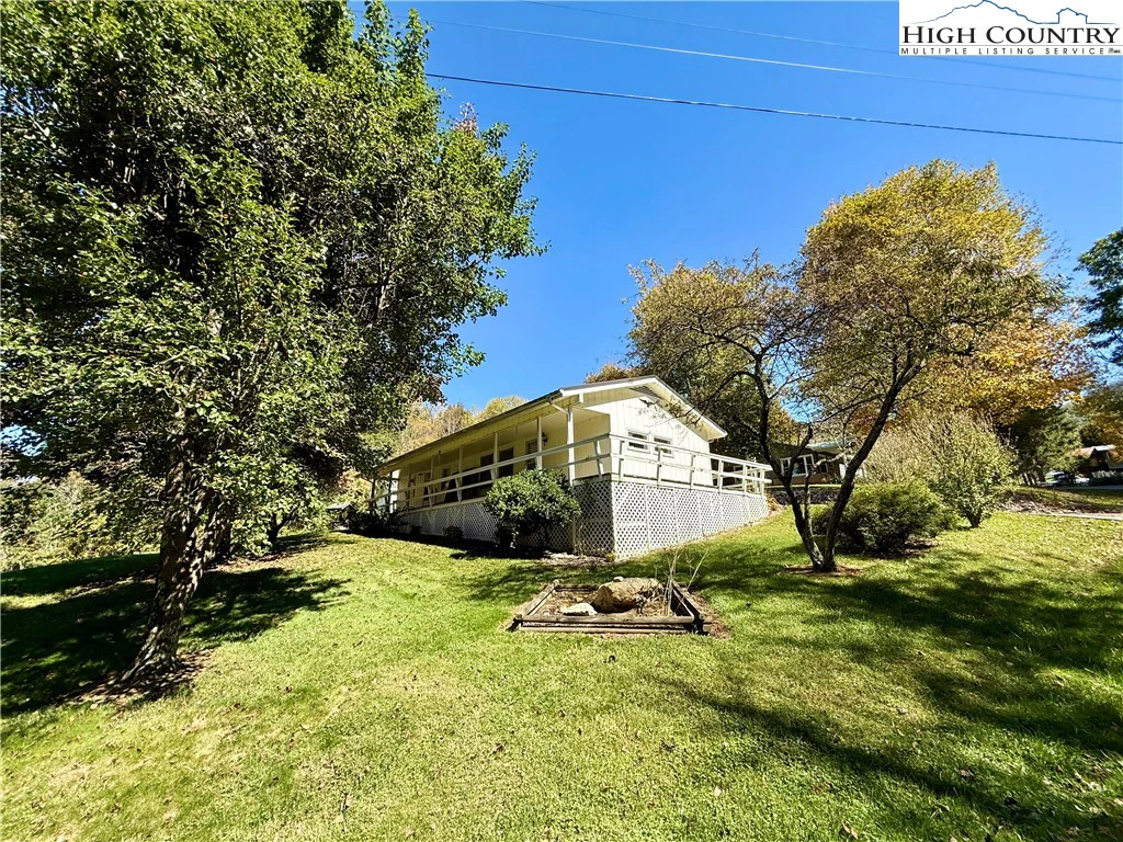 Image number 14 for the current listing