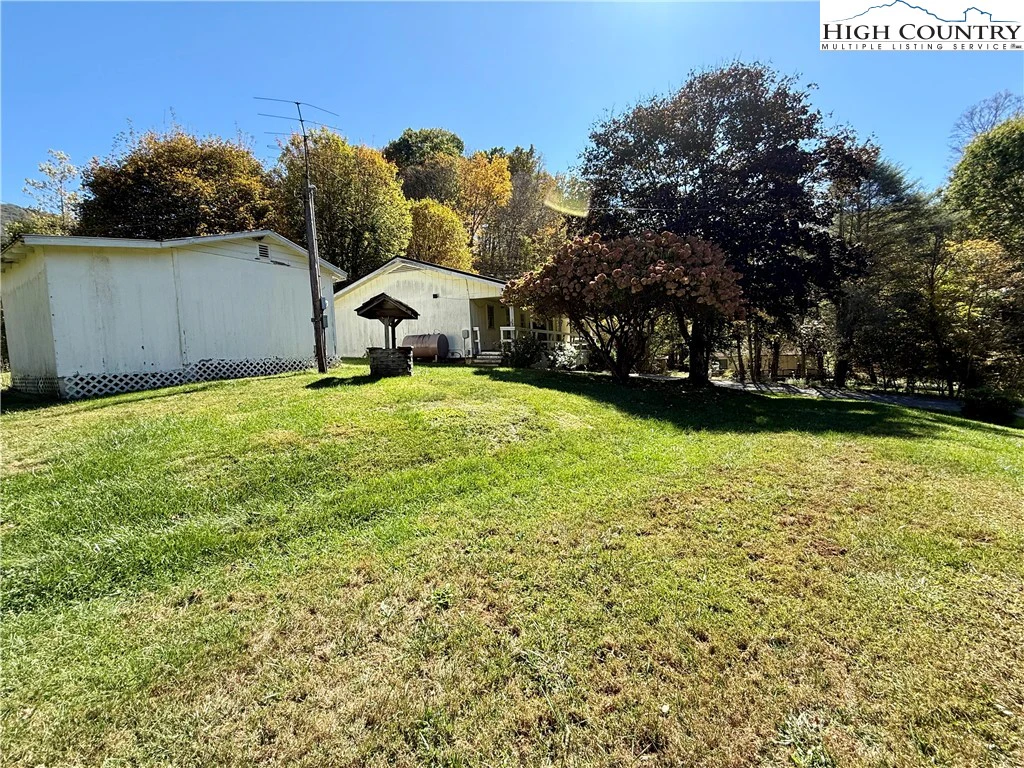 Image number 3 for the current listing