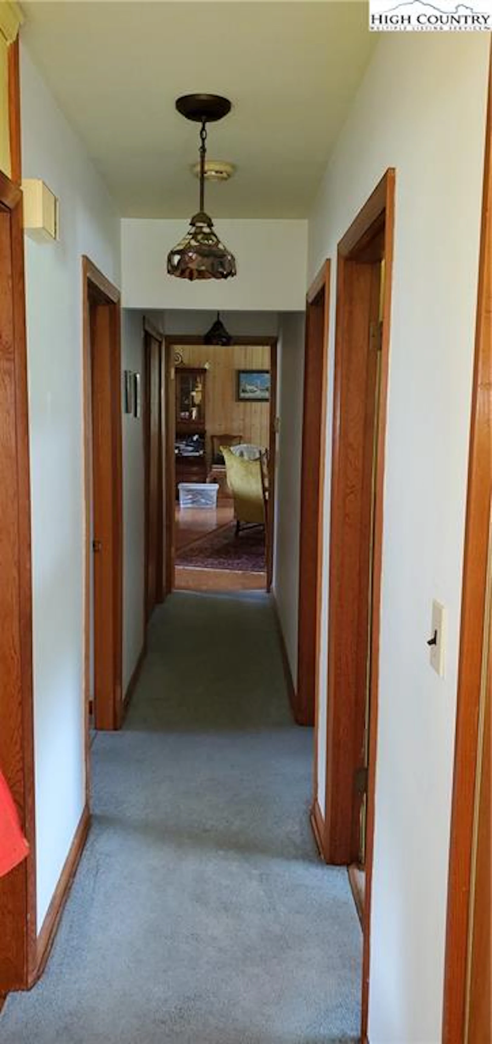 Image number 13 for the current listing