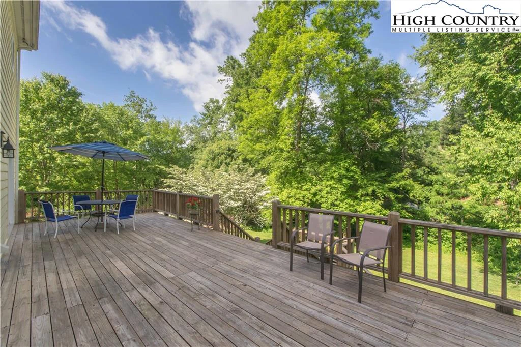 Image number 12 for the current listing