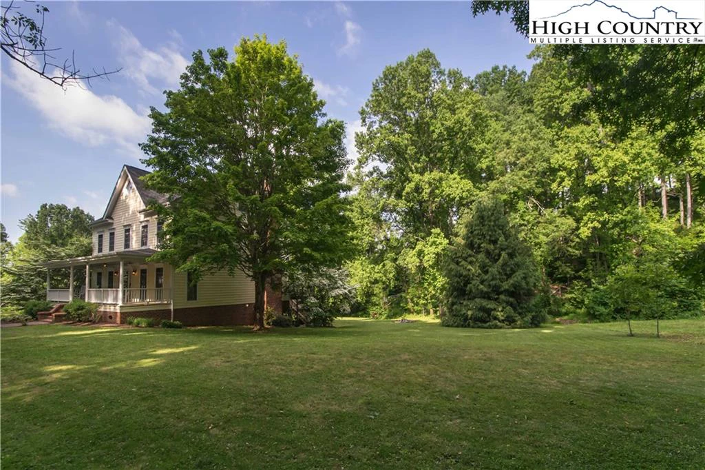 Image number 18 for the current listing