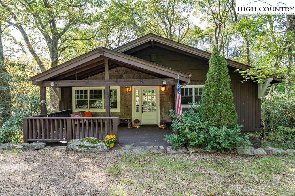 Image number 21 for the current listing