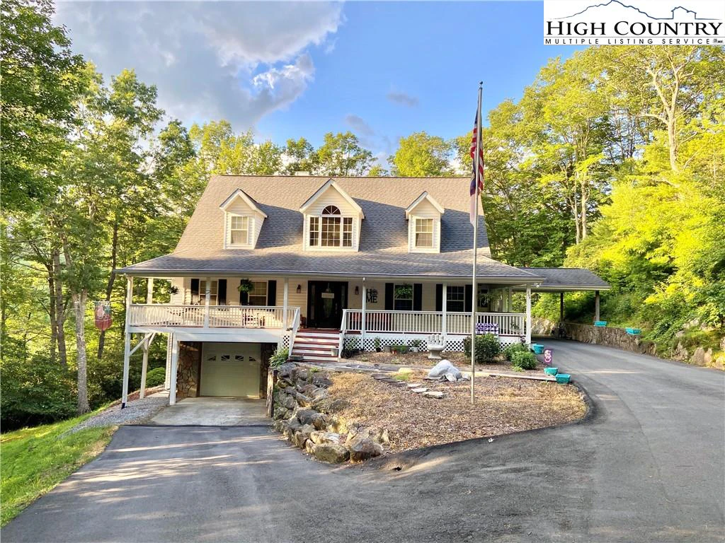 Image number 1 for the current listing