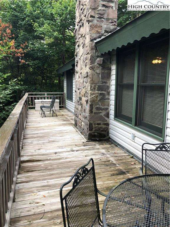 Image number 4 for the current listing