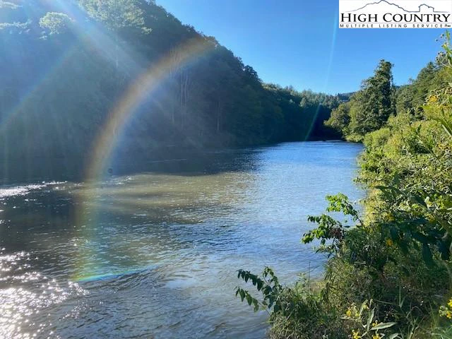 Image number 1 for the current listing