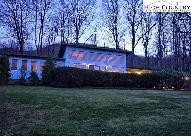Image number 8 for the current listing
