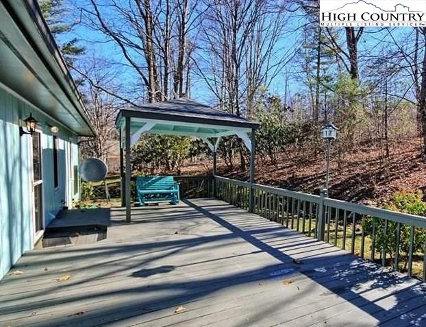Image number 5 for the current listing