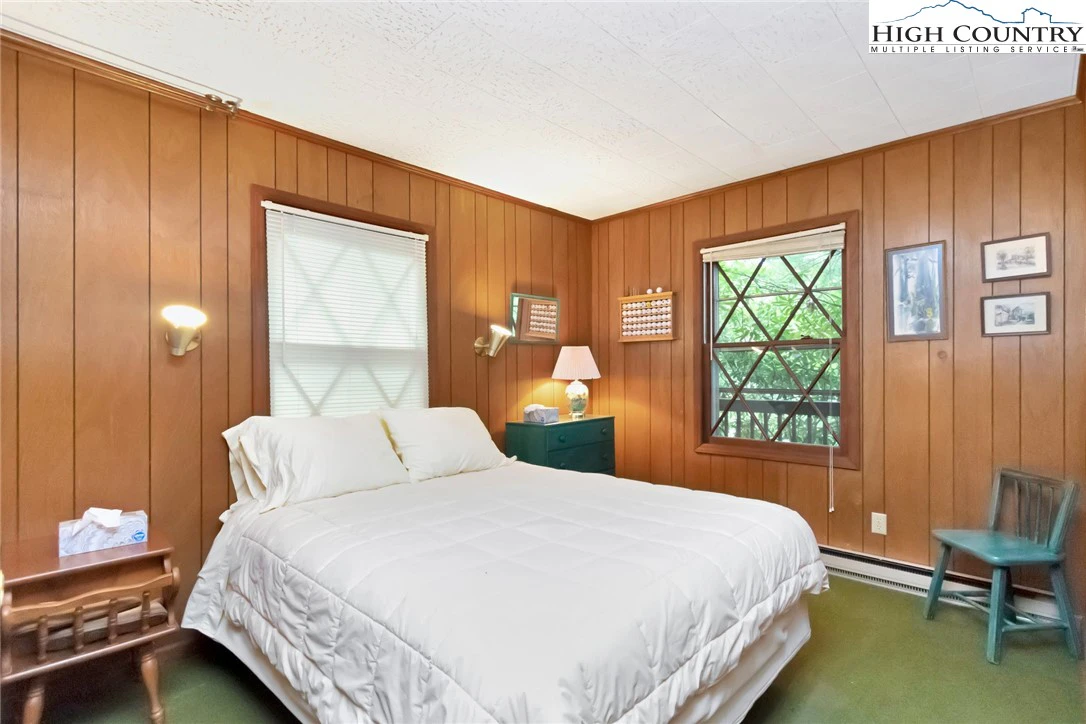 Image number 7 for the current listing