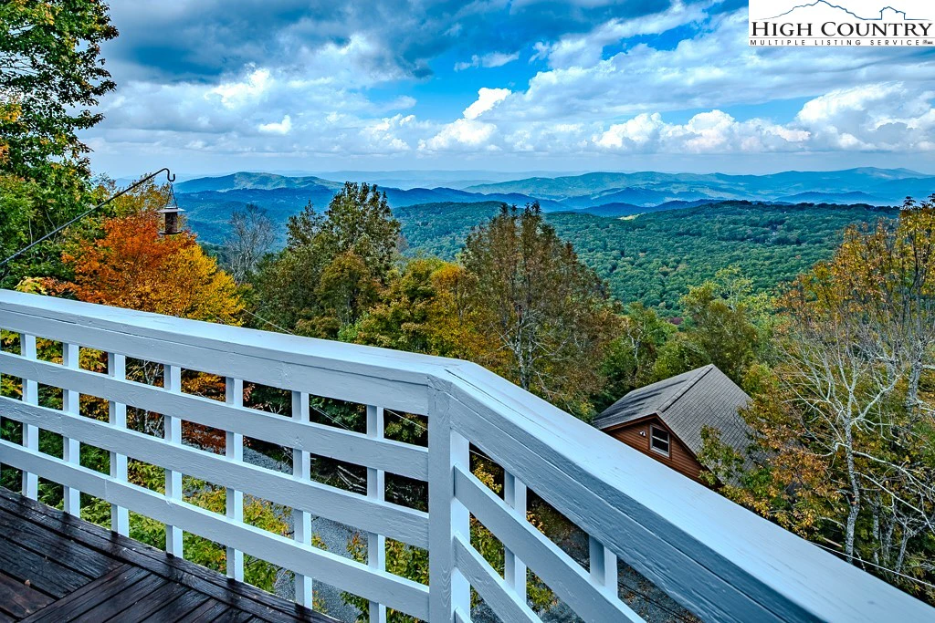 Image number 20 for the current listing